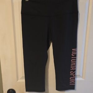 Victoria Secret Sport Black Capri Leggings
